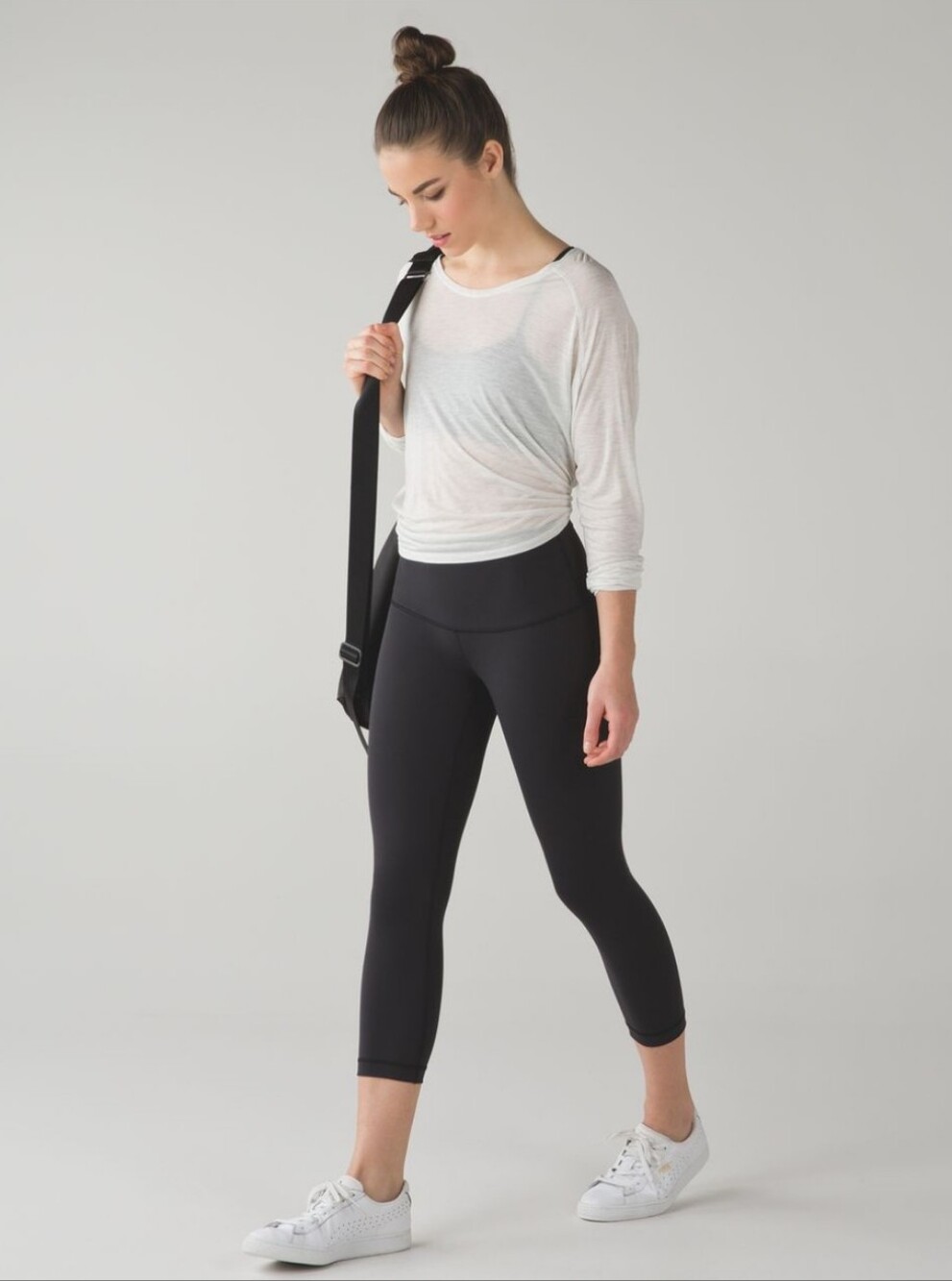 Lululemon Wunder Under Crop (Hi-Rise) Black Size 8